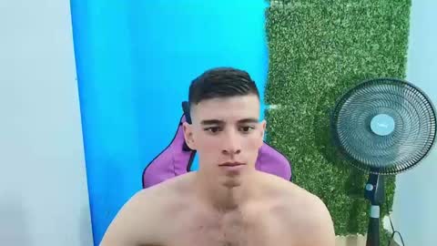 Snapshot of deiby_baby chatting on February 2025 01:35:02 AM DEIBY online show from February 2025 01:35:02 AM