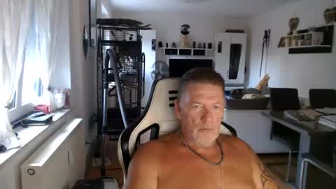 Snapshot of deinprinz2312 chatting on August 2026 04:48:01 AM deinprinz2312 online show from August 2026 04:48:01 AM