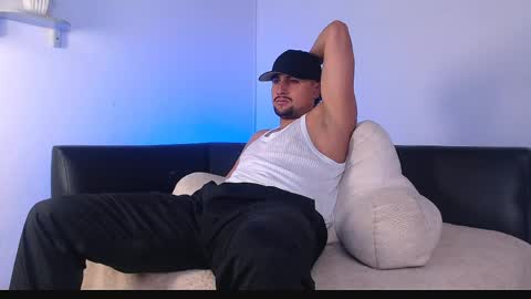  DEIVY  online show from April 2026 01:58:01 AM