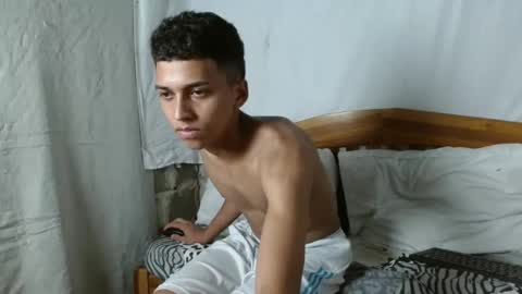 Snapshot of deivy_skinny01 chatting on November 2025 01:38:01 AM Deivy online show from November 2025 01:38:01 AM