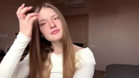 Mila online show from March 2026 09:23:01 AM