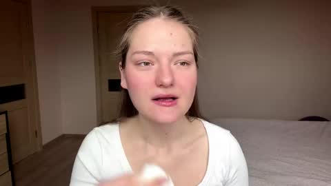 Mila online show from April 2026 08:29:01 AM