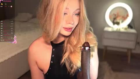 Dia online show from March 2026 10:16:02 PM