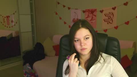 Snapshot of delarysong chatting on May 2026 10:39:01 PM Delary online show from May 2026 10:39:01 PM