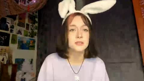 Alisa online show from April 2026 07:55:01 PM