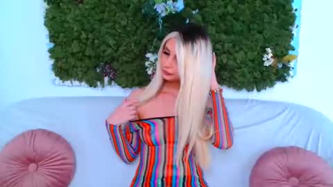 Snapshot of deliciaalove chatting on November 2025 07:49:02 PM deliciaalove online show from November 2025 07:49:02 PM