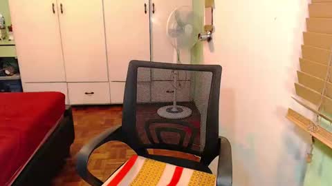 Snapshot of deliciosats chatting on December 2024 09:02:02 AM Mercedes online show from December 2024 09:02:02 AM