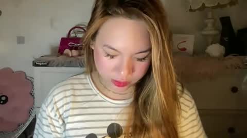 Snapshot of delicious_iya69 chatting on September 2025 08:14:02 AM iyalicious online show from September 2025 08:14:02 AM