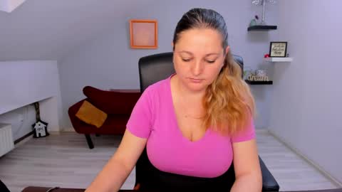 DeliciousLolly online show from April 2026 03:28:02 AM