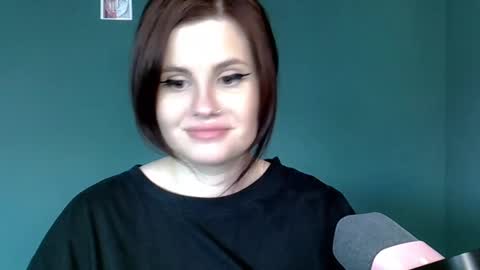 dellacrush_ online show from February 2025 05:09:02 PM