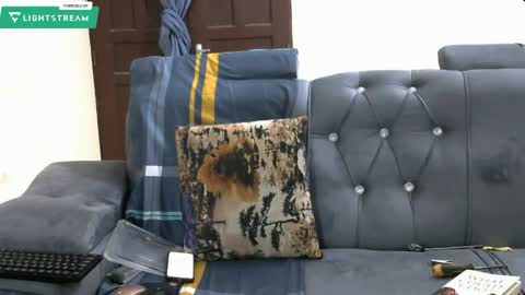 Ginger online show from April 2026 03:04:01 AM