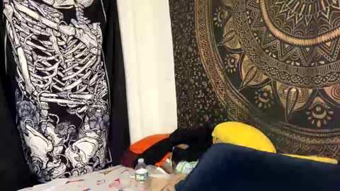 Snapshot of deluxxxeblu chatting on January 2025 05:41:01 AM TankinBody online show from January 2025 05:41:01 AM