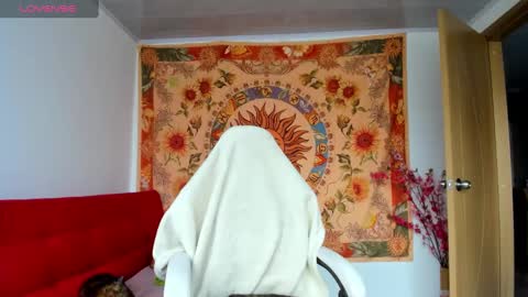 demeter__ online show from September 2025 05:46:02 PM