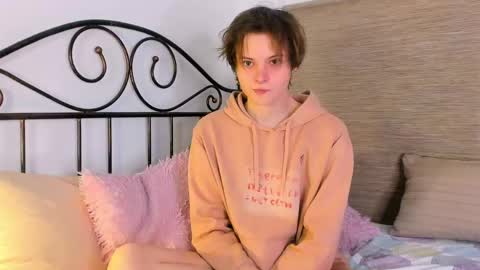 demianenglen online show from April 2026 11:18:01 PM