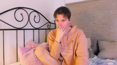 demianenglen online show from April 2026 12:19:02 AM