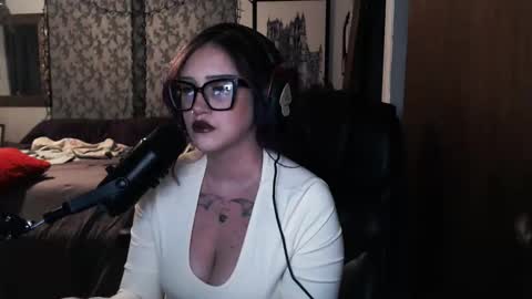 Demoness Mina online show from November 2025 01:27:01 AM