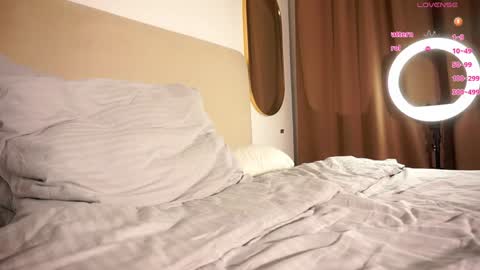 Dave19  online show from January 2025 04:36:01 PM