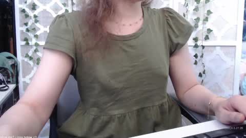 Deliah online show from May 2026 08:28:01 PM