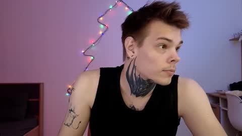 Denis online show from December 2025 10:09:02 AM