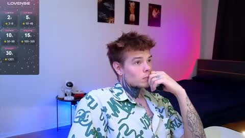 Denis online show from December 2025 04:14:01 PM