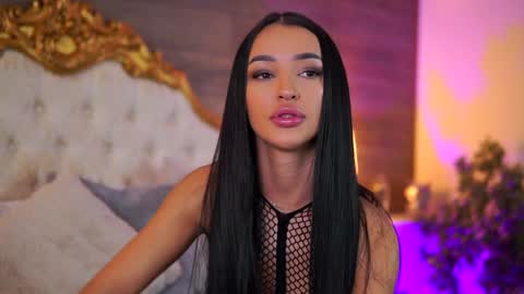 denisedevilles online show from February 2025 09:57:02 AM