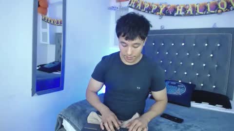 Snapshot of denizer_healer chatting on November 2025 01:02:01 PM DENIZER online show from November 2025 01:02:01 PM