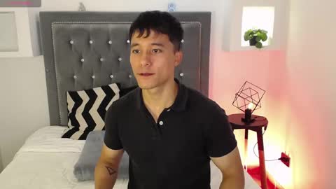 Snapshot of denizer_healer chatting on November 2025 12:53:01 PM DENIZER online show from November 2025 12:53:01 PM