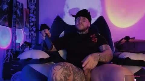 Oliver online show from December 2025 03:00:02 AM