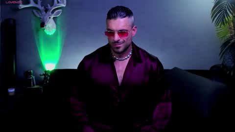 dennis_cox_ online show from February 2026 05:07:02 PM