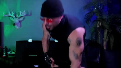 dennis_cox_ online show from March 2026 03:23:01 AM