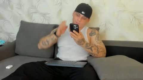 Snapshot of dennis_munera chatting on December 2024 11:08:02 AM dennis munera online show from December 2024 11:08:02 AM