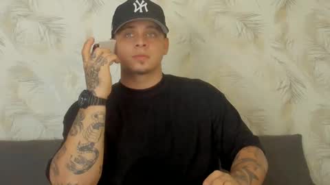 Snapshot of dennis_munera chatting on December 2024 10:44:02 AM dennis munera online show from December 2024 10:44:02 AM