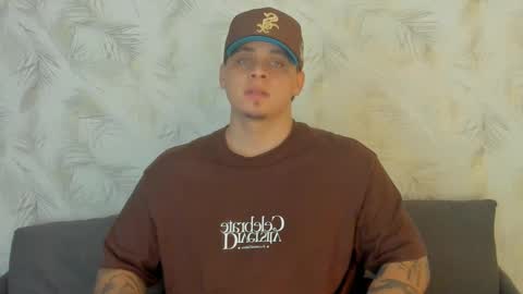 Snapshot of dennis_munera chatting on December 2024 10:36:02 AM dennis munera online show from December 2024 10:36:02 AM