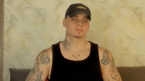 Snapshot of dennis_munera chatting on January 2025 03:27:01 PM dennis munera online show from January 2025 03:27:01 PM