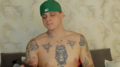 Snapshot of dennis_munera chatting on February 2025 09:17:02 PM dennis munera online show from February 2025 09:17:02 PM