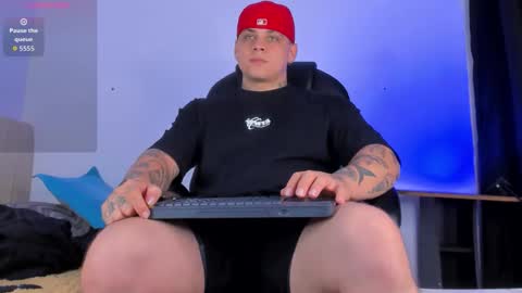 Snapshot of dennis_munera chatting on October 2025 09:42:01 AM dennis munera online show from October 2025 09:42:01 AM