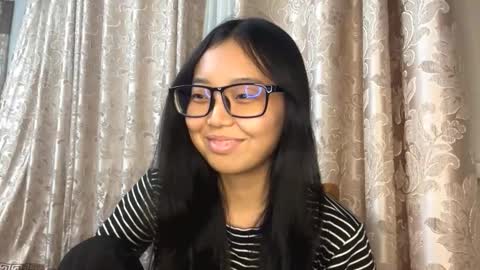 Snapshot of dennyglausier chatting on October 2025 02:18:01 PM Denny online show from October 2025 02:18:01 PM