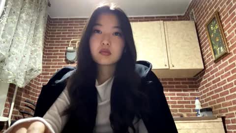 Snapshot of denysebernacchi chatting on October 2025 02:25:02 PM Emma online show from October 2025 02:25:02 PM