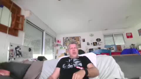 Snapshot of denzel455 chatting on January 2025 10:29:02 AM denzel455 online show from January 2025 10:29:02 AM