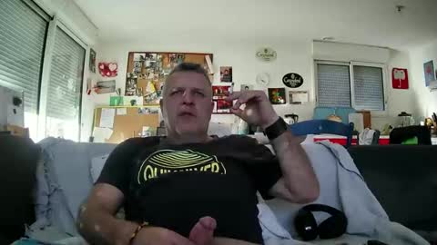 Snapshot of denzel455 chatting on February 2025 03:17:02 PM denzel455 online show from February 2025 03:17:02 PM