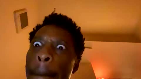 Denzel King3 online show from November 2025 03:49:02 AM