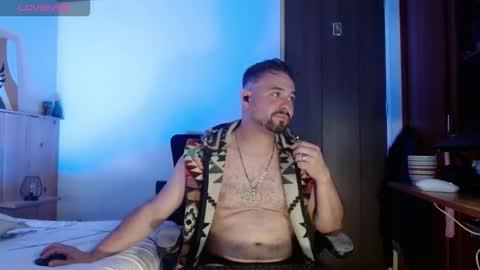 Dereck Mills3 online show from February 2026 03:51:02 AM