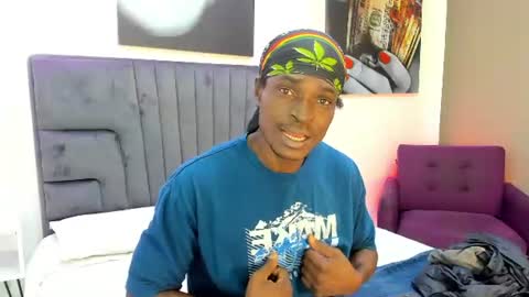 Snapshot of derek_raser chatting on July 2026 07:29:02 PM Terry Zyzz online show from July 2026 07:29:02 PM
