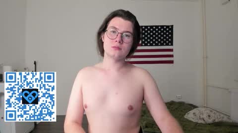 Snapshot of derek_shameless chatting on October 2025 12:25:01 AM Derek online show from October 2025 12:25:01 AM