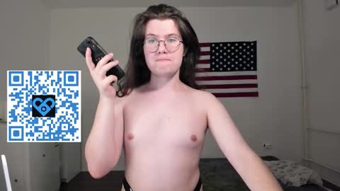 Snapshot of derek_shameless chatting on November 2025 03:23:02 PM Derek online show from November 2025 03:23:02 PM