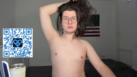 Snapshot of derek_shameless chatting on November 2025 01:50:01 PM Derek online show from November 2025 01:50:01 PM