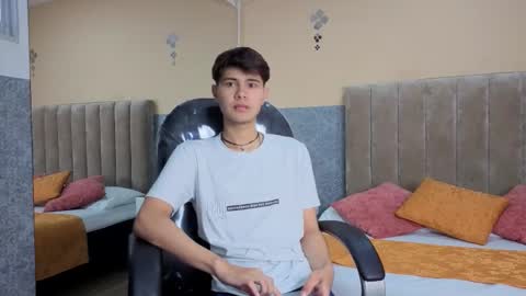 Snapshot of derek_sinn chatting on February 2026 01:36:02 PM derek_sinn online show from February 2026 01:36:02 PM