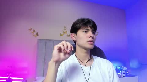 derek_sinn online show from March 2026 08:45:02 PM