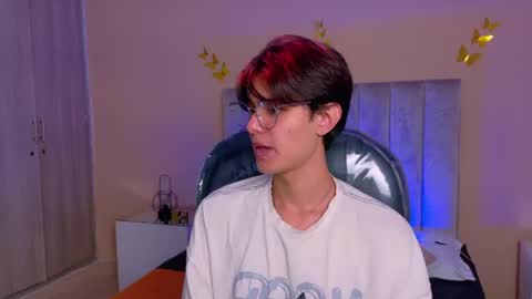 derek_sinn online show from July 2026 04:19:01 AM