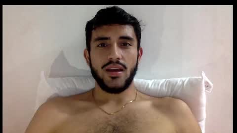 Snapshot of derek_smiith chatting on January 2025 12:35:02 AM Derek smiith online show from January 2025 12:35:02 AM